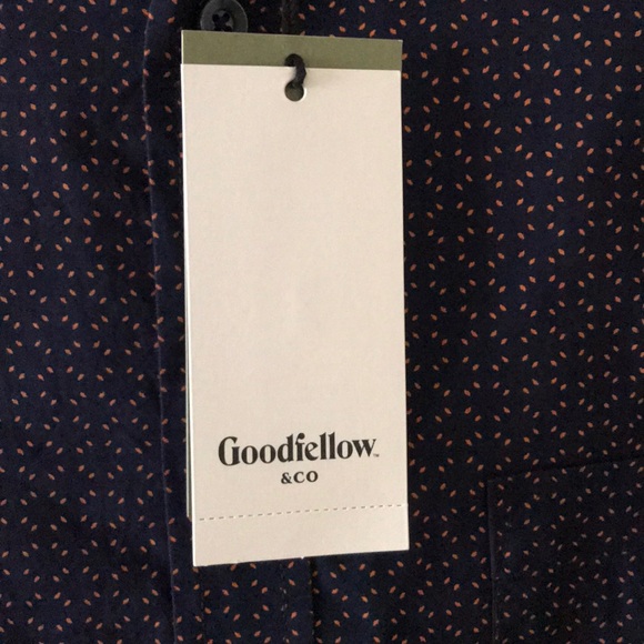 NWT Goodfellow Men’s button Down - Picture 4 of 5